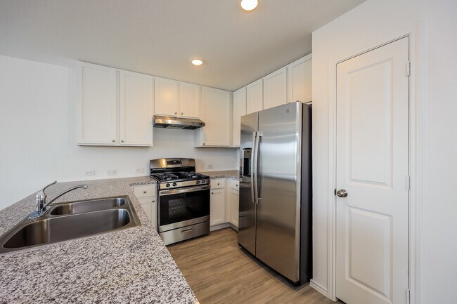 Foto del edificio - 8182 Nube Medina