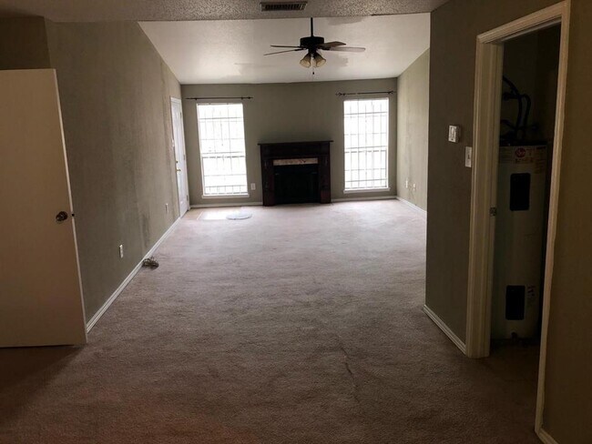 Building Photo - 6500 Sands Point Dr