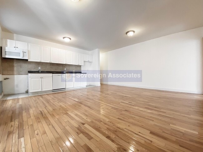 Building Photo - 555 West 160th Street