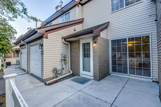 Patio - 4005 Wilshire Cir