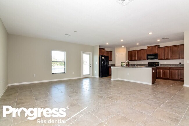 Foto del edificio - 14723 Crescent Rock Dr