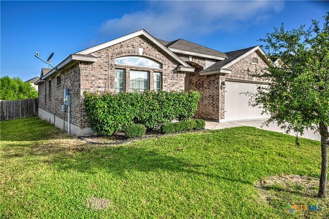 Building Photo - 5726 Stonehaven Dr