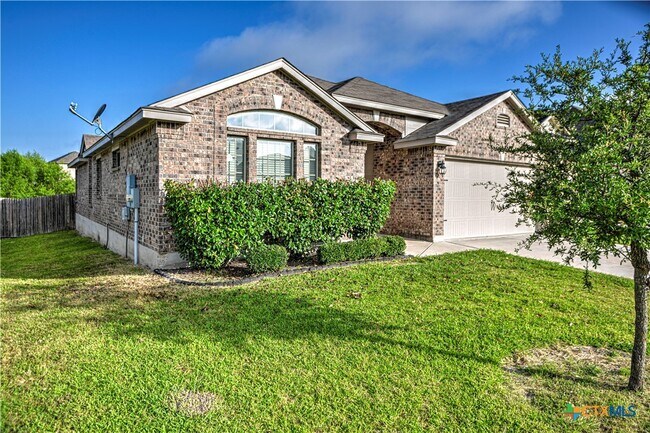 Foto del edificio - 5726 Stonehaven Dr