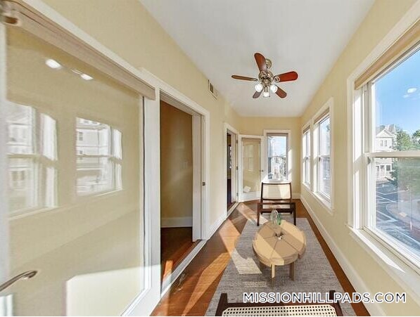 Foto principal - 28 Fisher Ave