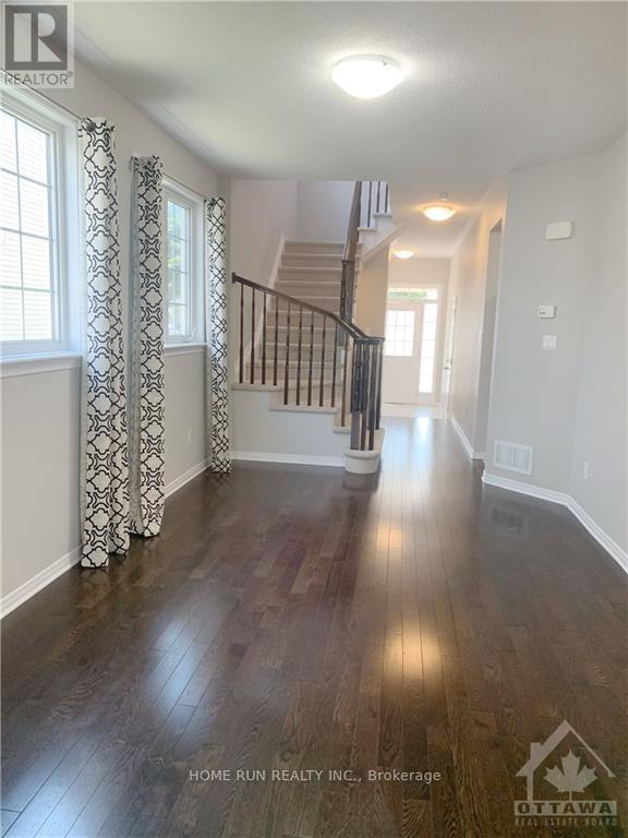 Photo du bâtiment - 488 Dundonald Dr