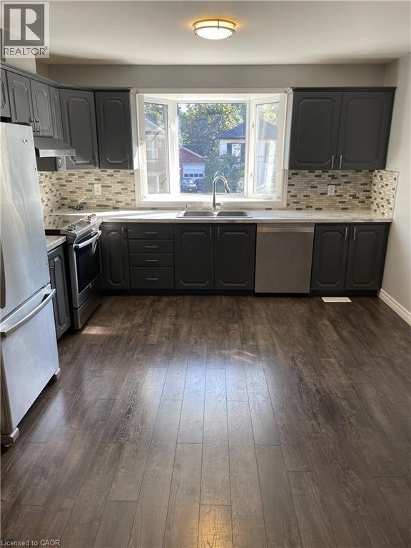 Building Photo - 84 Park Ave