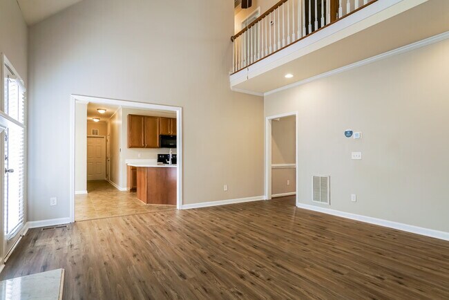 Building Photo - 262 Victor Ct