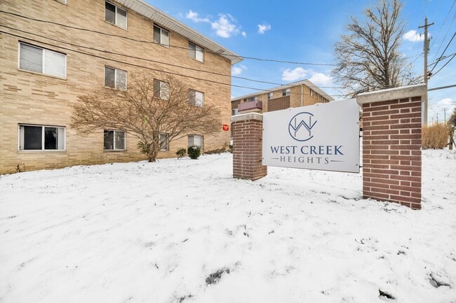Interior Photo - West Creek Apartments
