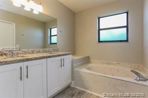 Foto del edificio - 4 br, 2.5 bath House - Country Club Village
