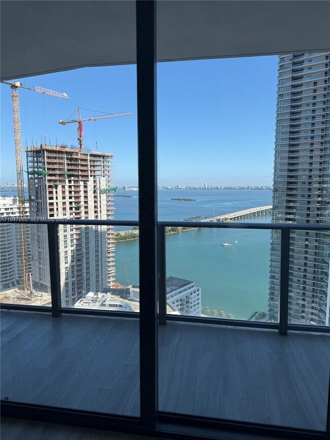 Building Photo - 501 NE 31st St