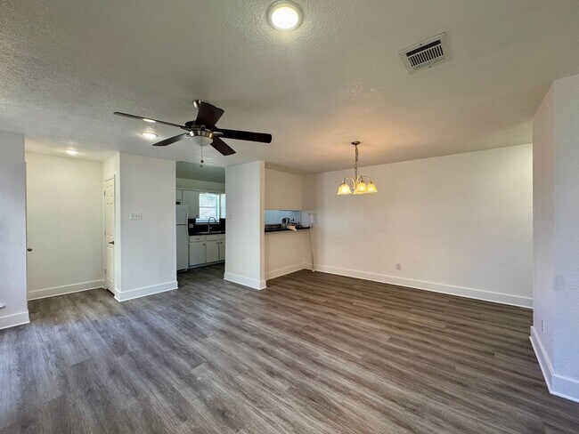 Foto del edificio - Townhome