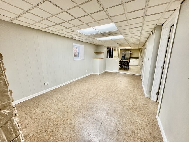 Living Room - 4618 W Montana St