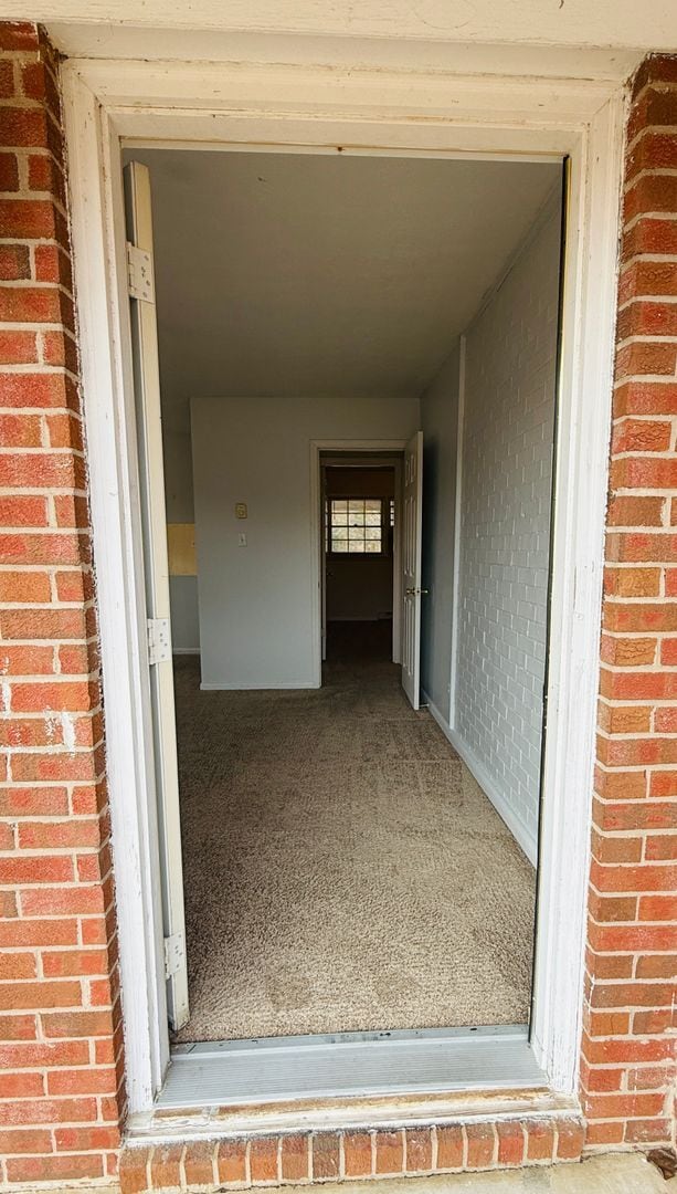 Building Photo - 1104 Ayton Pl