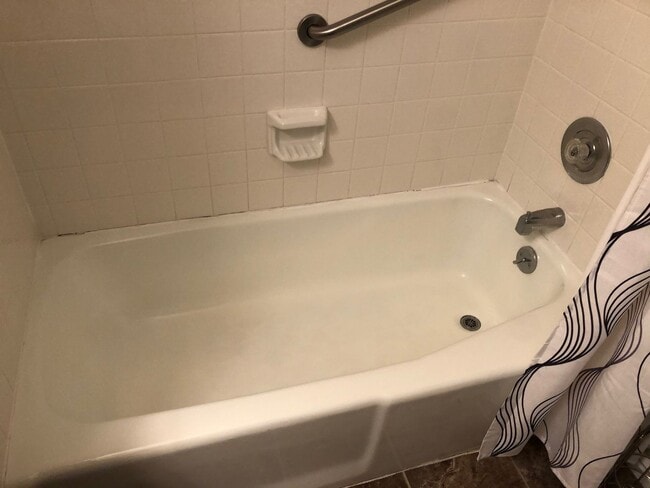 Foto del edificio - Cozy Condo in Village Park