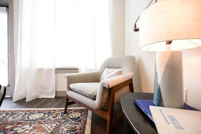 Foto del edificio - 4216 Sloane St