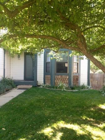 Primary Photo - DARLING 2 Bed 2 Bath Single Family Home in...