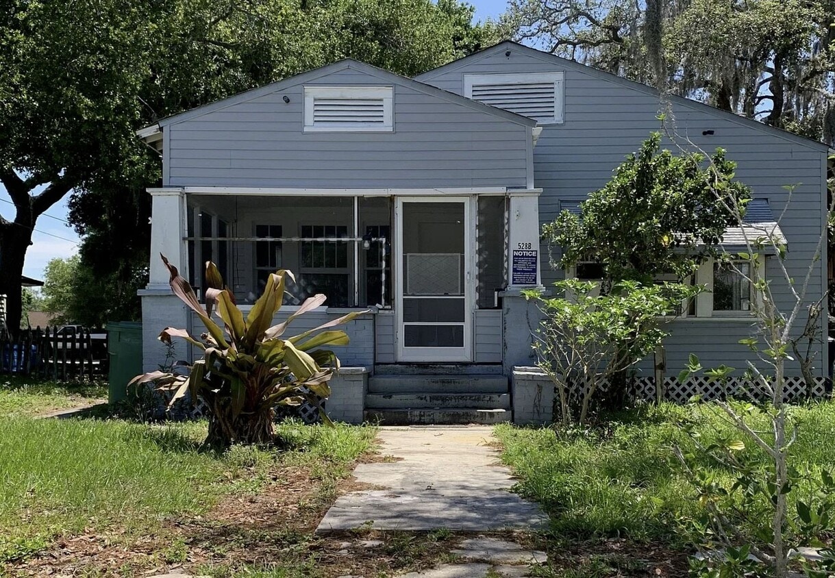 Photo - 528 5th Ave W