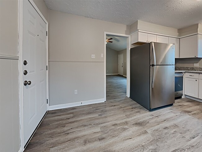 Foto del edificio - 15914 Ridgeroe Ln