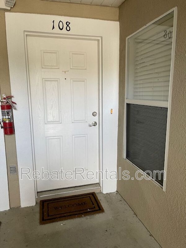 Building Photo - 7064 Deer Lodge Cir