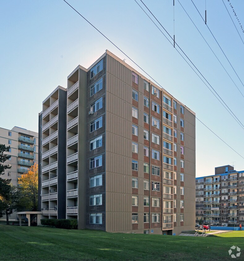 Tower Six Apartments 2100 King St E Hamilton, ON