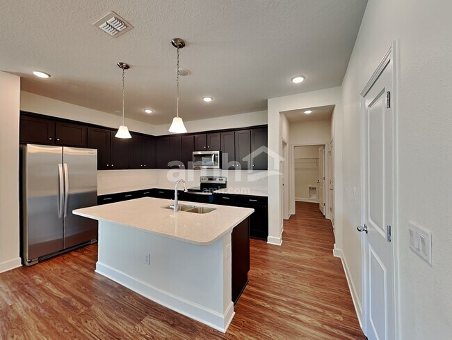 Foto del edificio - 2996 Rolling Acrs Rd