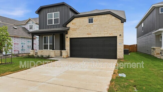 Foto del edificio - 966 Bluegrass Pt