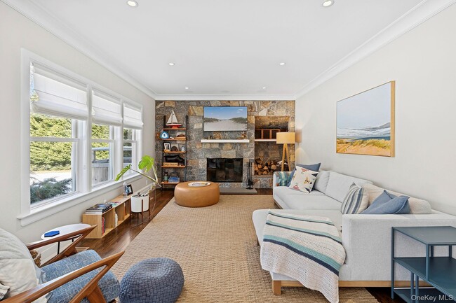 Foto del edificio - 134A Montauk Hwy