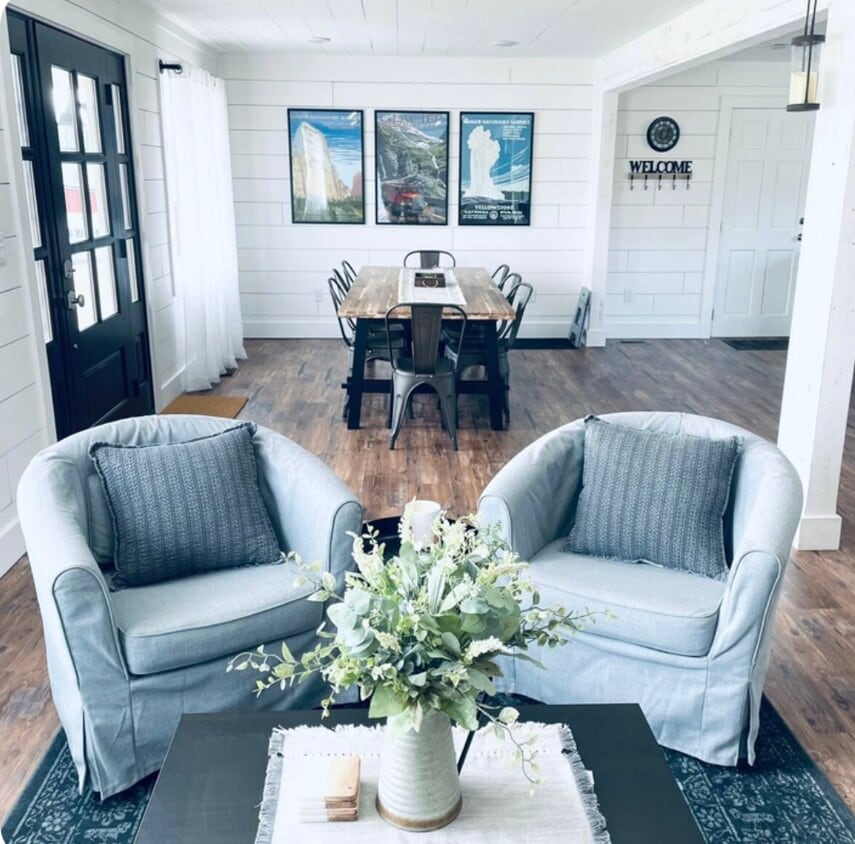 Living Room - 15247 Fairoaks Ln