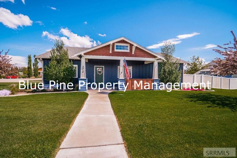 Primary Photo - 3312 E Edwards Dr