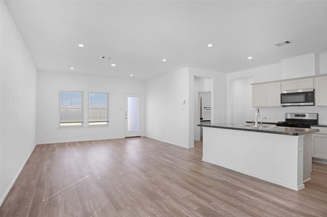 Foto del edificio - 24311 Saddlestone Green Dr