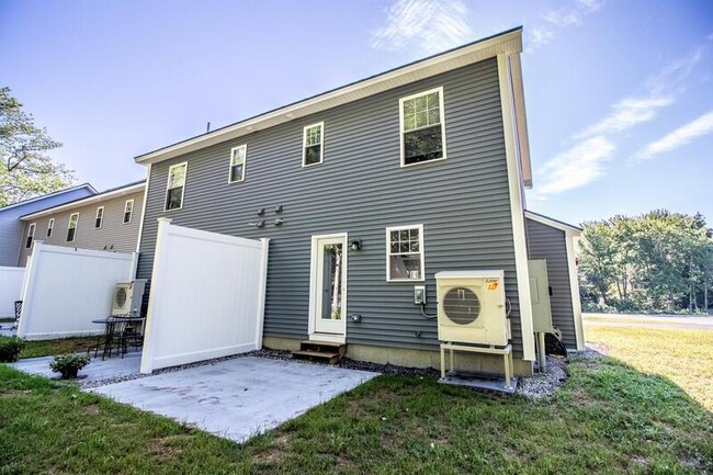 Foto del edificio - 3 Heritage Ln