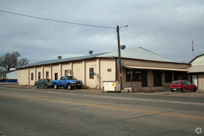 Building Photo - 609-615 26th St
