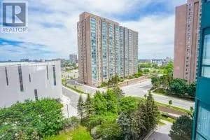 Photo du bâtiment - 135-135 Hillcrest Ave