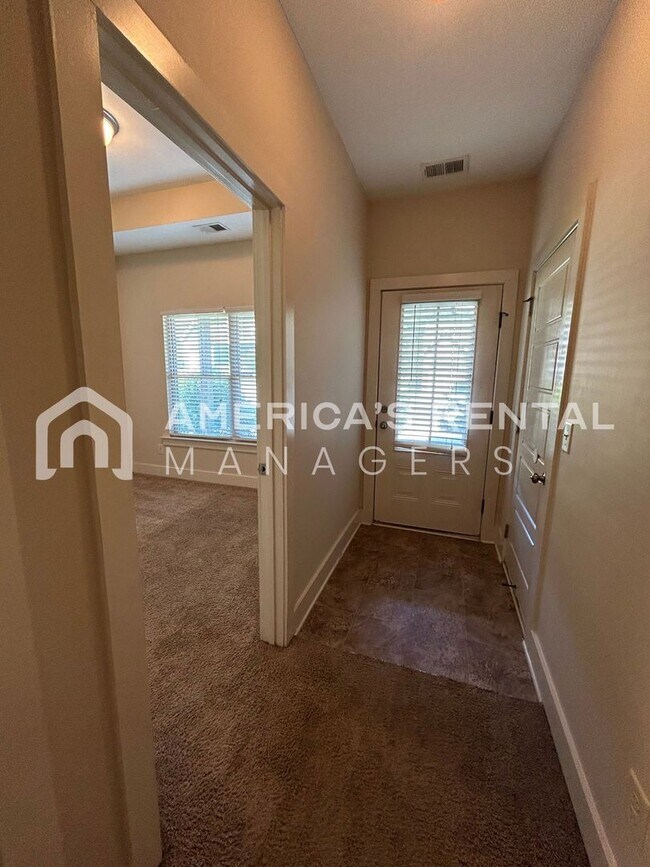 Foto del edificio - Home Available for Rent in Margaret, AL! Sign a 13 Month Lease by 7/31/26 to receive HALF-OFF ONE...