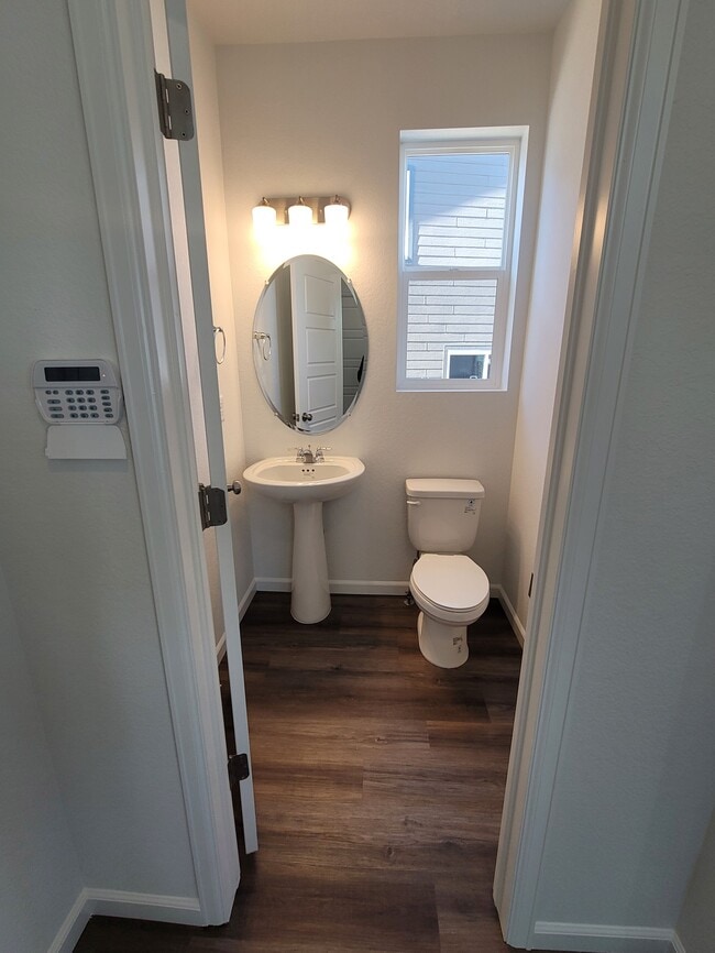 Foto del edificio - 9882 Monte Vista Ave