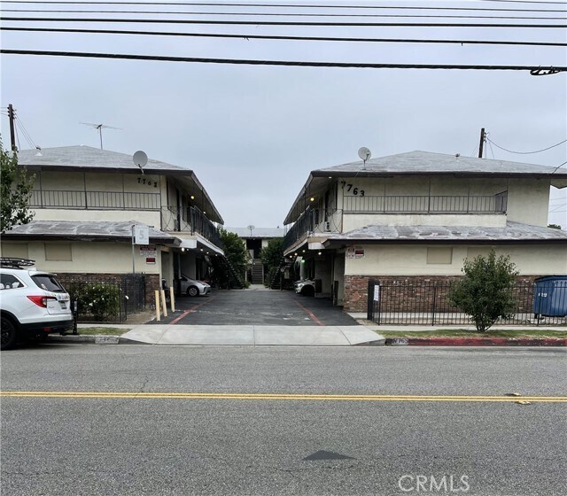 Foto principal - 7763 Hellman Ave