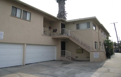 Primary Photo - 3468 Redondo Beach Blvd