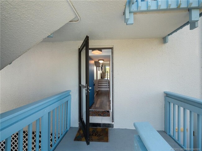 Building Photo - 11000 S Ocean Dr
