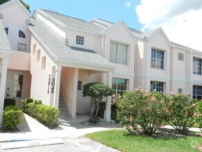 Building Photo - 301 Muirfield Ct