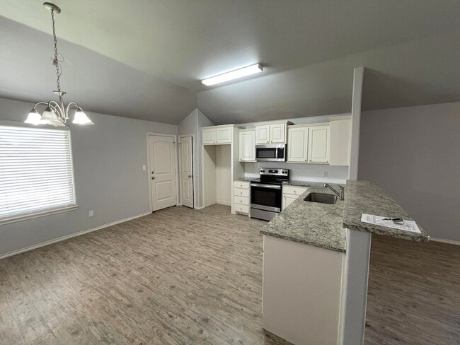 Foto del edificio - 1012 Donald Preston Dr