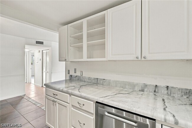 Foto del edificio - 4290 Gulfstream Dr