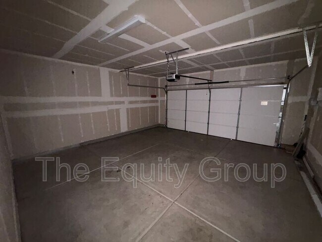 Building Photo - 1011 W Payson Ave