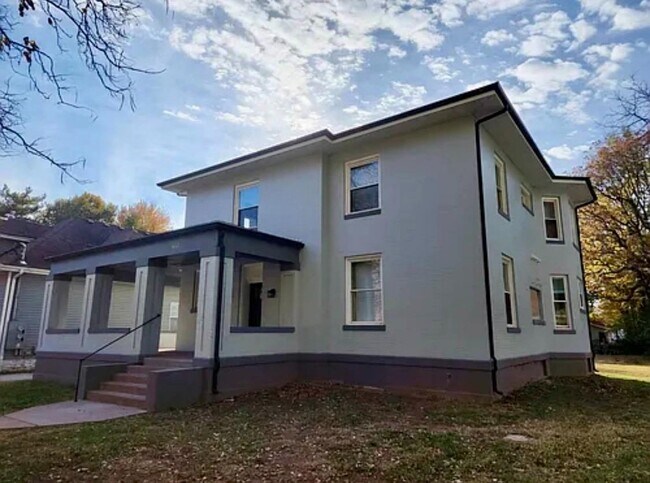 Foto del edificio - 453 S Main Ave