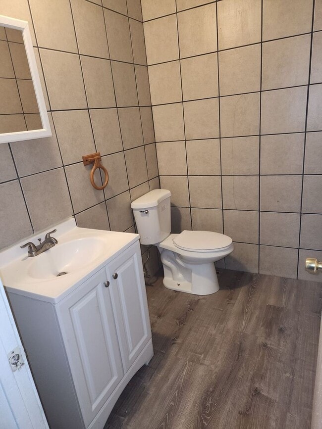 Foto del edificio - 6448-6450 N 106th St