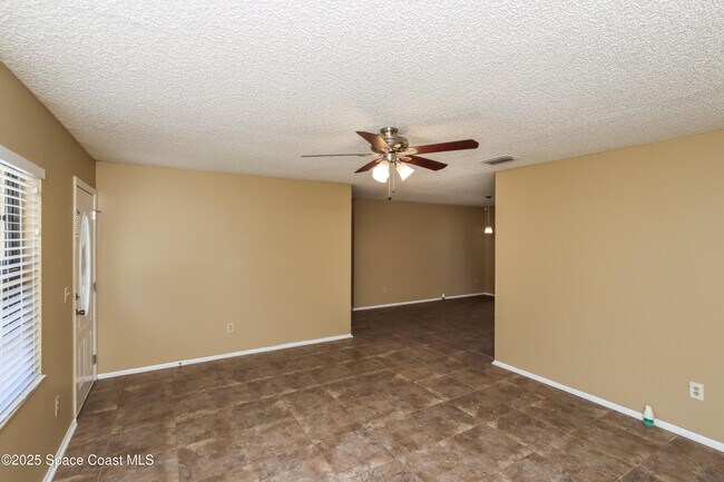 Foto del edificio - 1511 Fairlee Ave NW