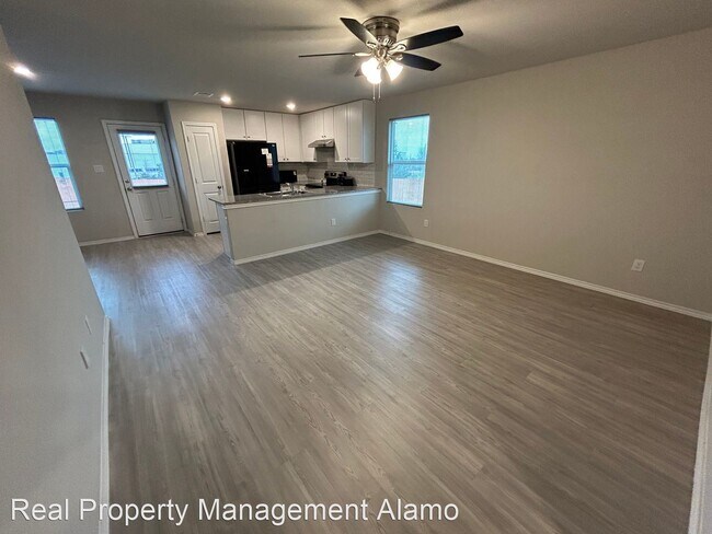 Building Photo - 3 br, 2 bath House - 5714 Sunset Vista