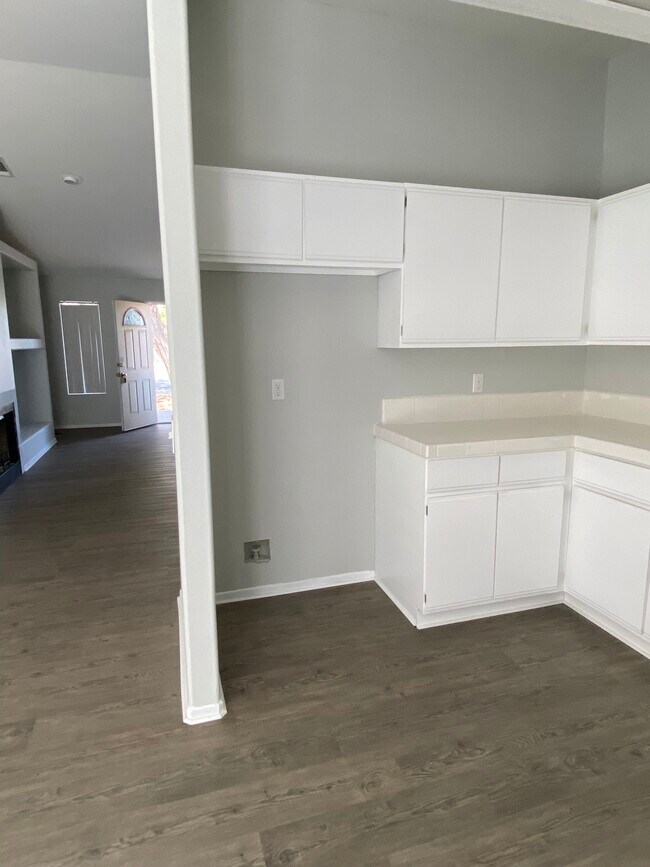 Kitchen - 44840 Ramona Ave
