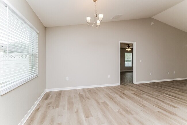 Building Photo - 1223 Sheridan Bay Dr