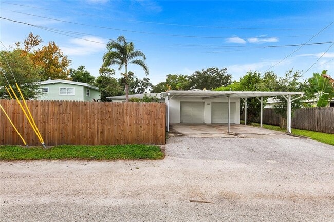 Building Photo - 4119 Dr M.L.K. Jr St N