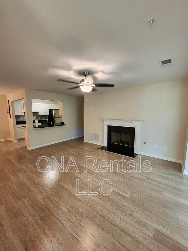 Building Photo - 807 Country Park Dr